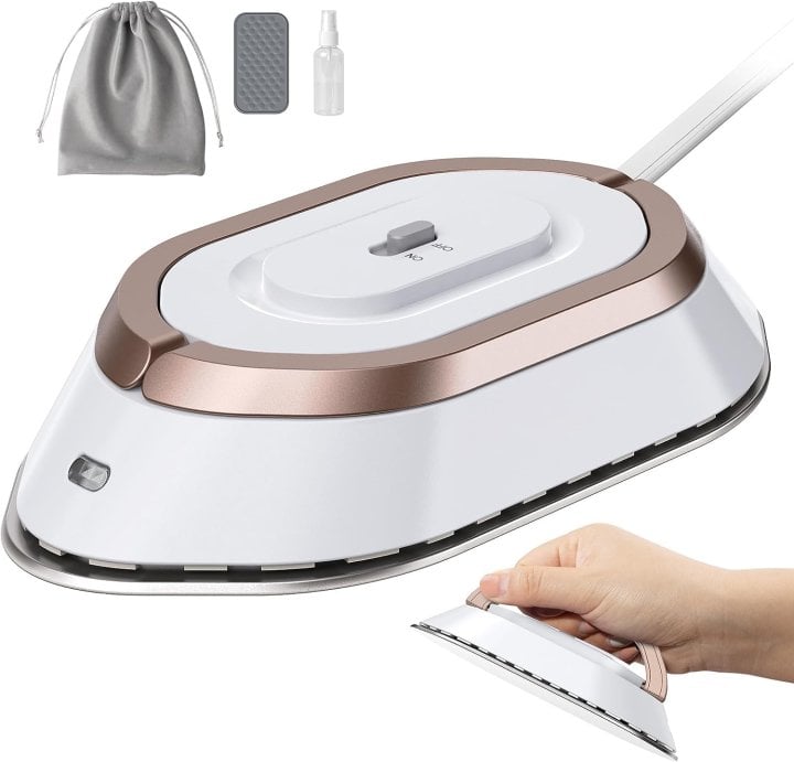 Travel Iron with Dual Voltage