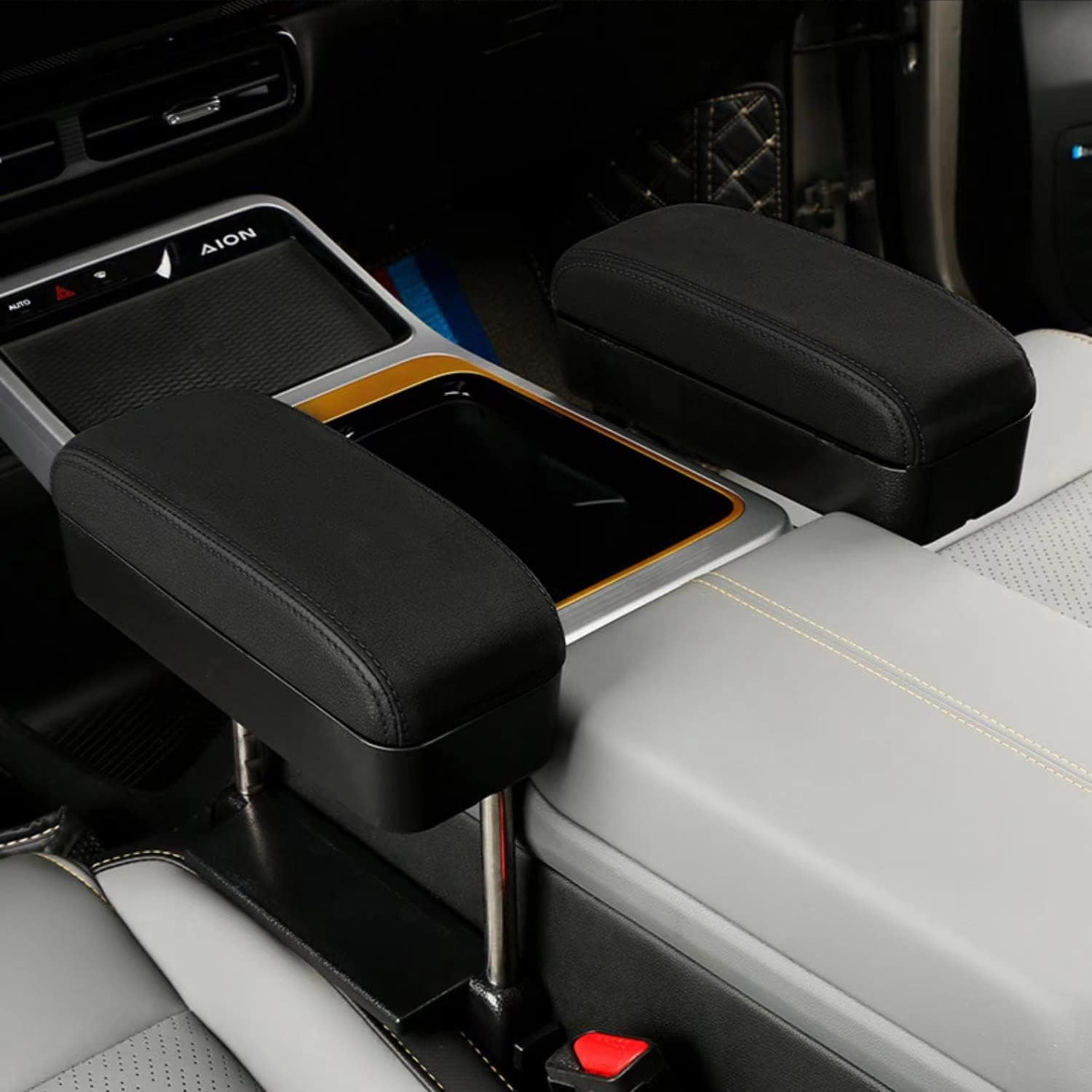 WIRELESS CHARGING CAR ARMREST ⚡