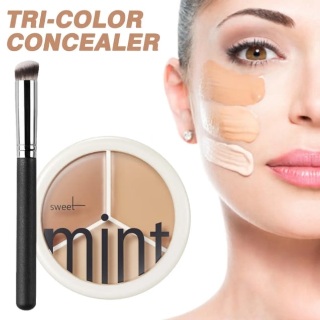 3-In-1 Contouring And Brighten Concealer PaletteBuy 1 Get 1 Free